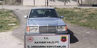 Kayseri'de çalıntı otomobilde uyuşturucu ele geçirildi