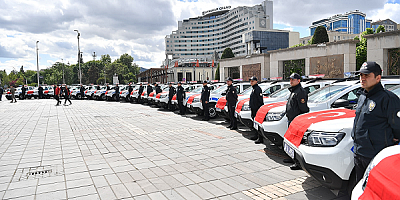 Kayseri Emniyet Müdürlüğü'ne 30 yeni araç teslim edildi