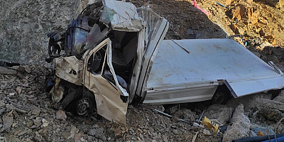 Konya'da uçuruma devrilen kamyonetteki 3 kişi öldü