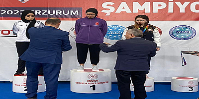 NNYÜ öğrencisi kick boks şampiyonasında 3. oldu