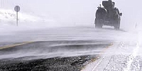 Ardahan'da kar ve tipi sürücülere zor anlar yaşattı