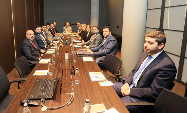 Bakan Özhaseki, İstanbul'da kentsel dönüşüm toplantısına katıldı