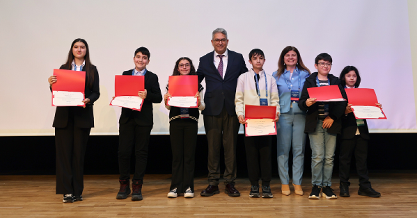 ERÜ’de TÜBİTAK Ortaokul Öğrencileri Araştırma Projeleri Kayseri Bölge Yarışması’nın Ödül Töreni Düzenlendi