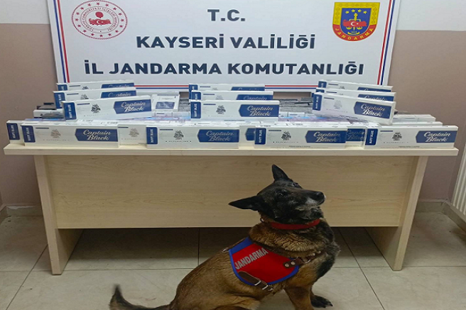 Kayseri'de 1400 paket kaçak sigara elegeçirildi