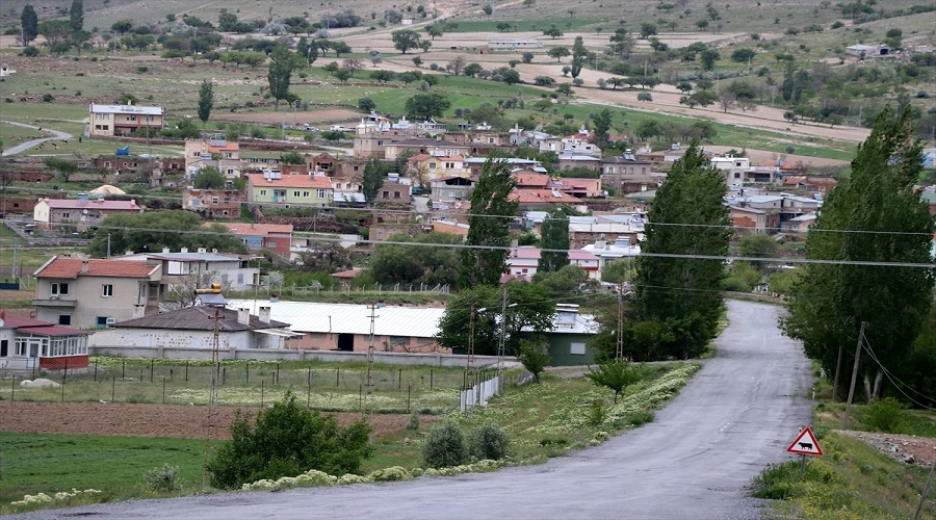 Kayseri�de bir mahalledeki 4 ev karantinaya alındı