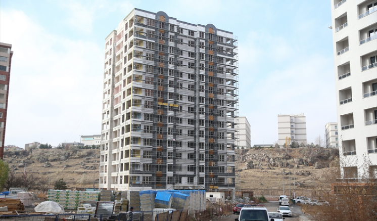 Kayseri'de inşaatın 11. katından düşen 17 yaşındaki işçi yaşamını yitirdi