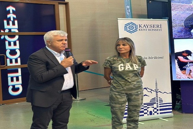 Kayseri Kent Konseyi'nden 7,5 Milyon Yıllık Fosil Çalışmaları Sunumu 
