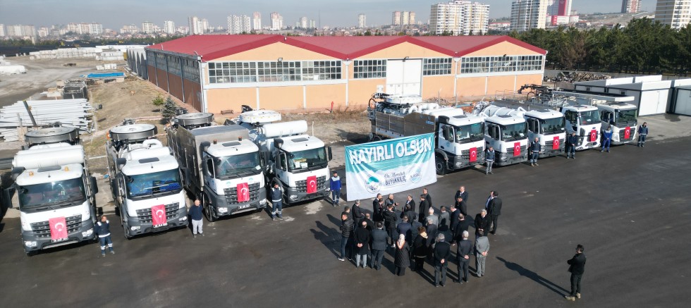 Kayseri'ye 310 Milyon Liralık 21 iş makinesi hizmete alındı