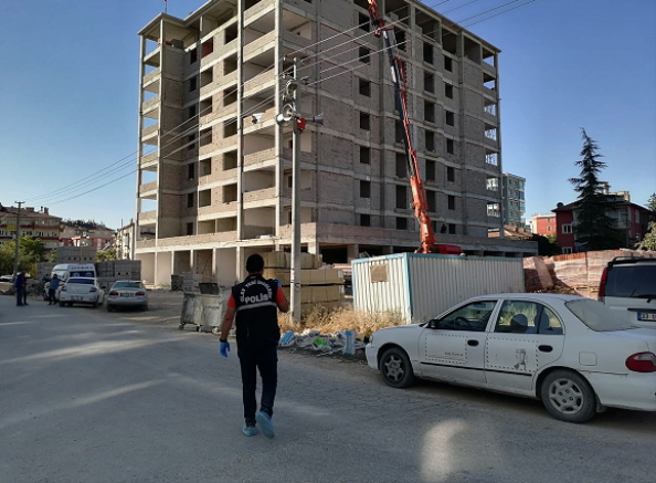 Konya'da inşaatın 8. katından düşen işi hayatını kaybetti