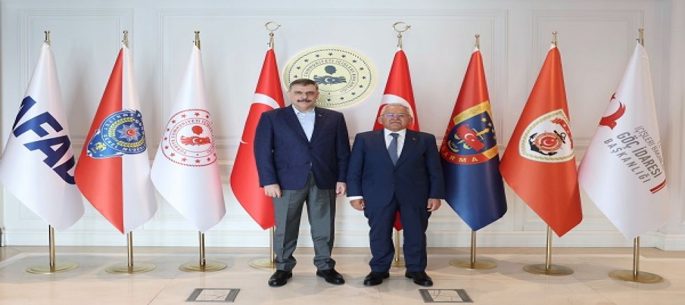 Büyükkılıç’tan İçişleri Bakanı Çiftçi’ye Ziyaret