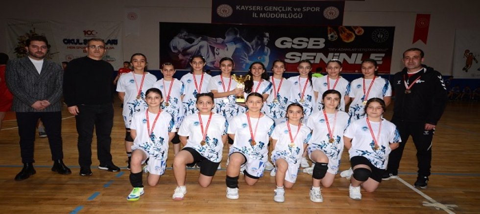 Büyükşehir Spor A.Ş. Kız Hentbol Takımı, Kayseri İl Birincisi Oldu