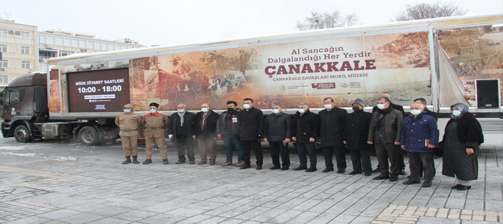 Çanakkale Savaşları Mobil Müzesi Kayseri'de ziyarete açıldı