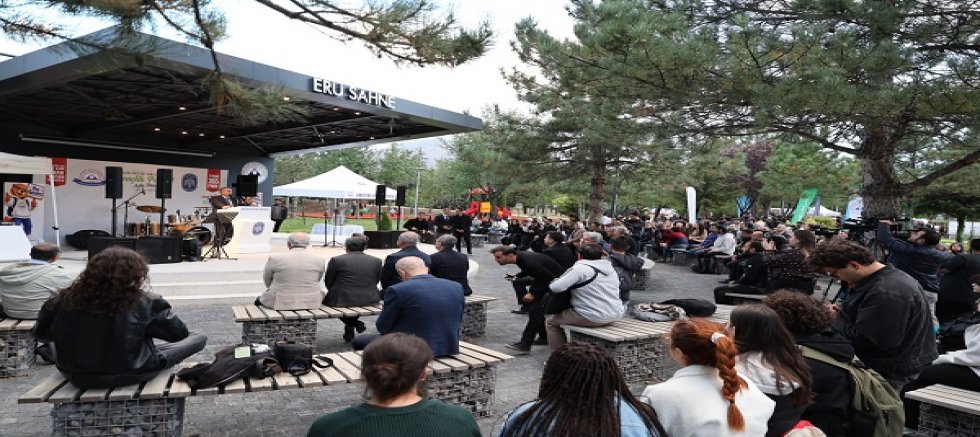 ERÜ Gençlik Parkı Açıldı