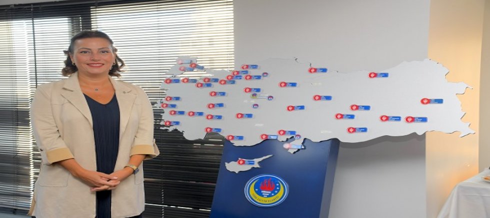 Gençler Yapay Zekâya Sadece Ödev İçin Değil, Dertleşmek İçin de Başvuruyor