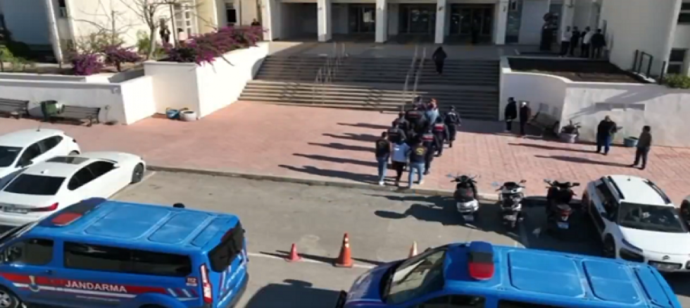 İçişleri Bakanı duyurdu : ''156 göçmen kaçakçısı yakalandı''