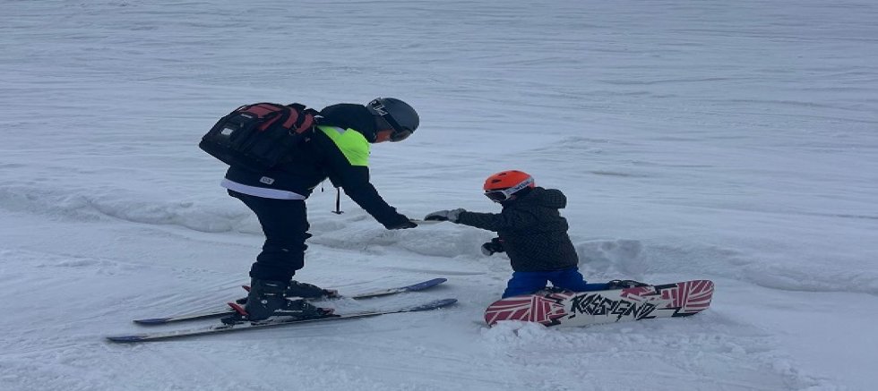  Kayak Tutkunlarına Bayram Şekeri İkram Edildi
