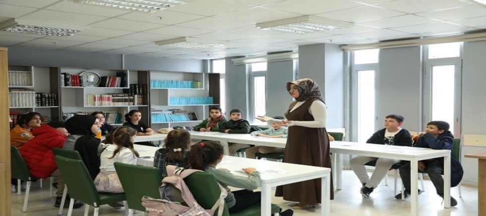 KAYMEK'ten Yeşilhisar Sosyal Yaşam Merkezi'nde Japonca A1 Kursu