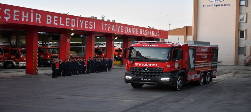  Büyükşehir'den Manisa'ya Yangınla Mücadele Desteği