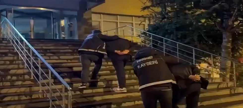 Kayseri'de 104 kilo 710 gram uyuşturucu ele geçirildi