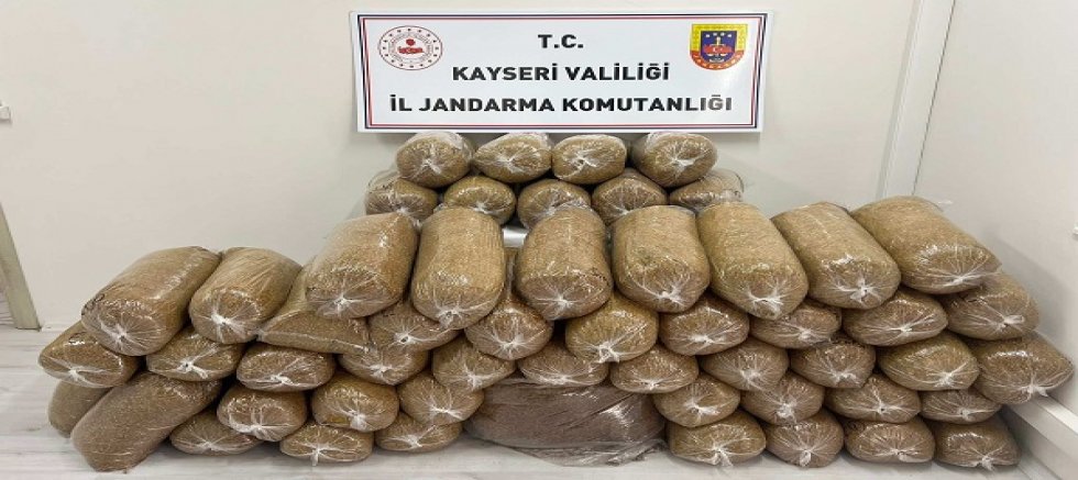 Kayseri'de 285 kg kaçak tütün ele geçirildi