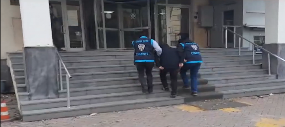 Kayseri'de bir kişiyi bıçakla yaralayan çocuk yakalandı