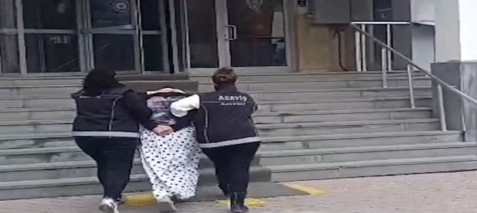 Kayseri'de hırsızlık suçundan aranan kadın yakalandı