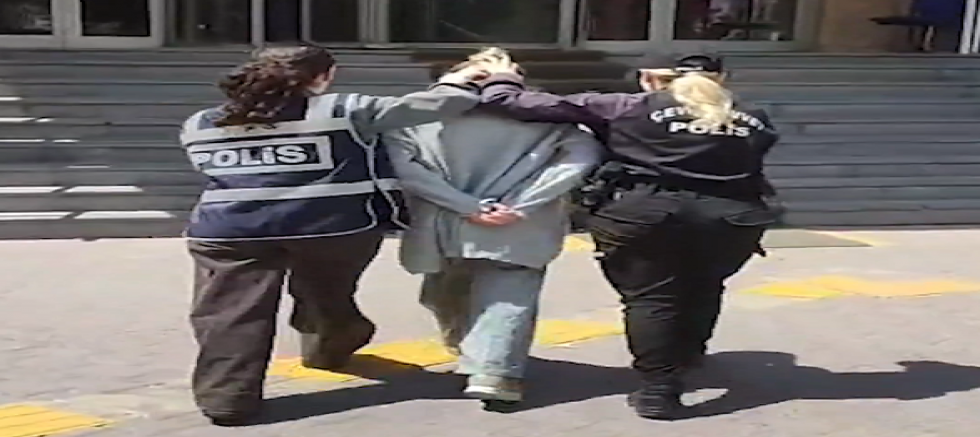 Kayseri'de hırsızlık suçundan aranan şahıs yakalandı