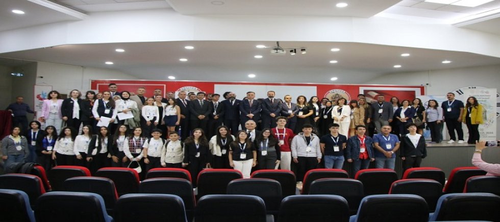 Kayseri'de III. Uluslararası Bilim ve Sanat Kongresi Açılış Programı Gerçekleştirildi