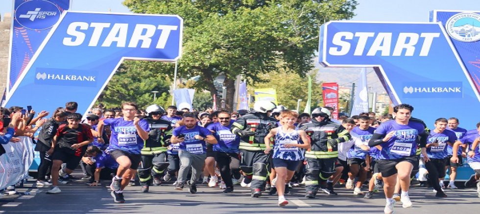Kayseri’de Maraton Coşkusu: 6. Uluslararası Kayseri Yarı Maratonu Düzenlendi