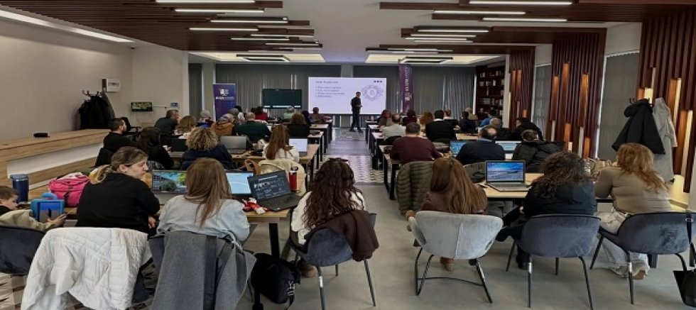 Kayseri'de Öğretmenlere, Siber Güvenlik Eğitimi