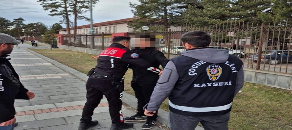 Kayseri'de okul çevresinde huzur operasyonu 