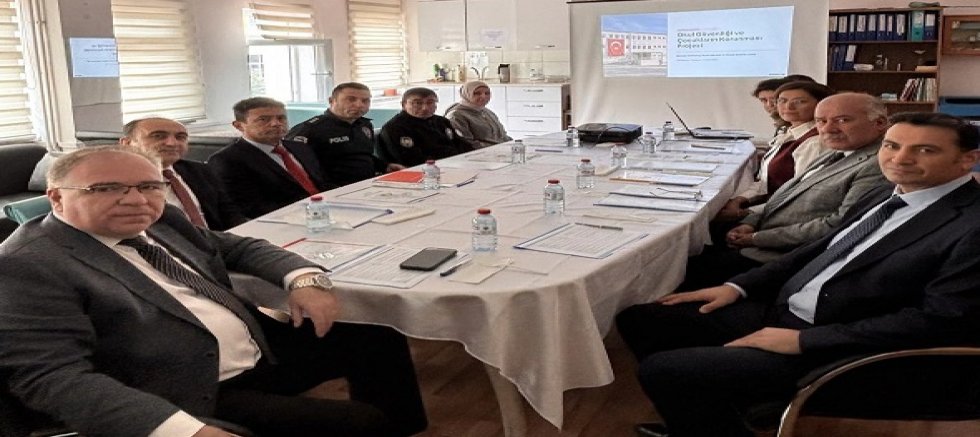 Kayseri'de Okul Güvenliği ve Çocukların Korunması Projesi Kapsamında Toplantı Gerçekleştirildi