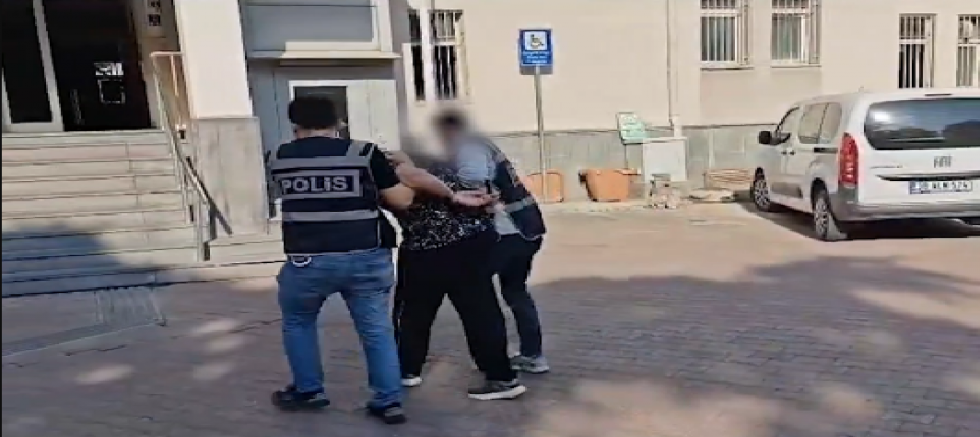 Kayseri'de 'silahla yağma' suçundan aranan sahıs yakalandı