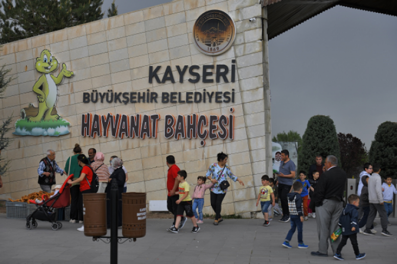 Kayseri Hayvanat Bahçesi bayramda 65 bin ziyaretçi ağırladı