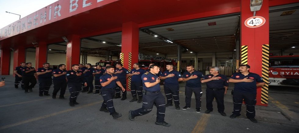 Kayseri itfayesi Kırşehir'deki yangına müdahale için yola çıktı