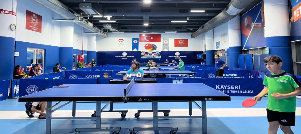 Kayseri Ligi 1. Etap Yıldızlar-Gençler Masa Tenisi Müsabakaları Başladı