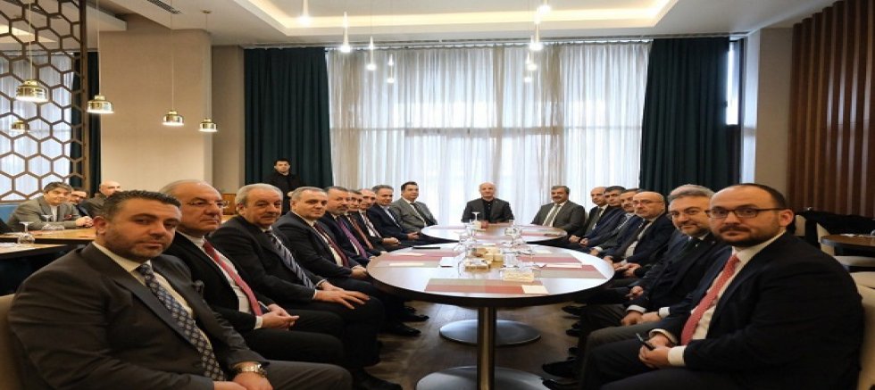 KAYÜ Rektörü Karamustafa, Anadolu Üniversiteler Birliği İstişare Toplantısı’na Katıldı