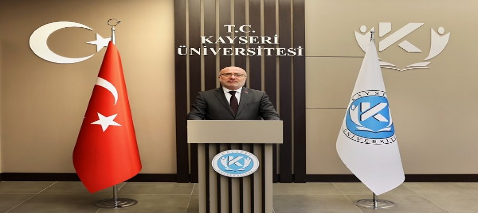 KAYÜ Rektörü Prof. Dr. Kurtuluş Karamustafa’dan “İstiklal Marşı'nın Kabulünün 105. Yıldönümü” Mesajı