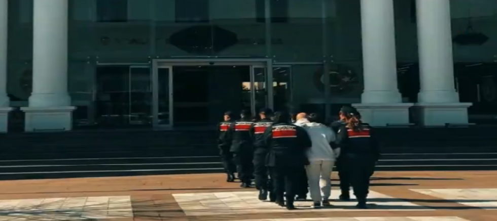  'Nitelikli dolandırıcılık ve yasa dışı bahis' operasyonu