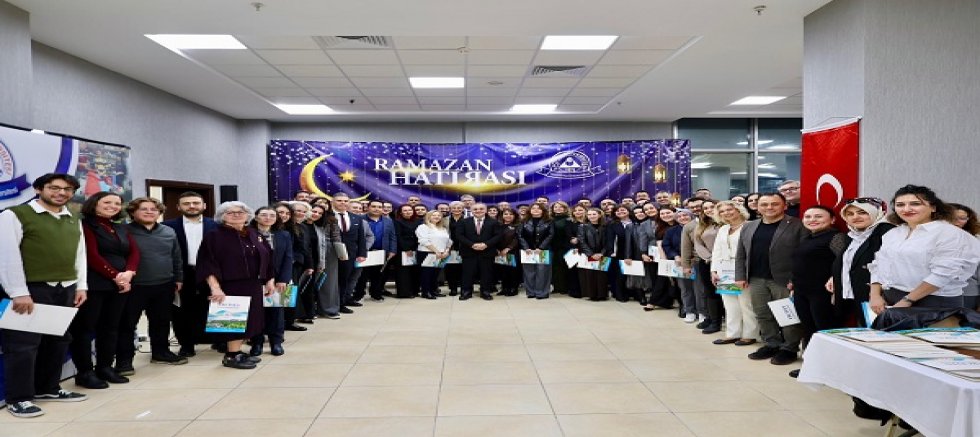 Rektör Prof. Dr. Fatih Altun, Çeşitli Alanlarda Ödül Alan Akademisyenler ile Bir Araya Geldi