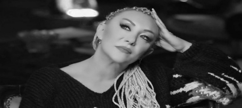 Şarkıcı Güllü'nün kızı Tuğyan gözaltına alındı