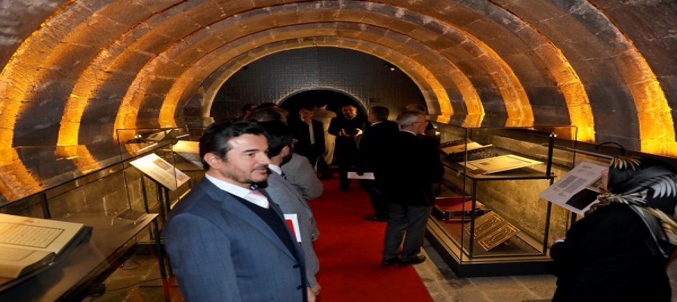 Talas Belediyeside gece müzeciliğine uydu 