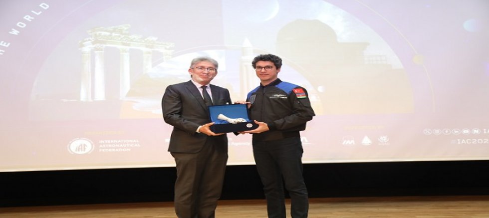 Türk Astronot Tuva Cihangir Atasever, ERÜ Öğrencileri ile Bir Araya Geldi