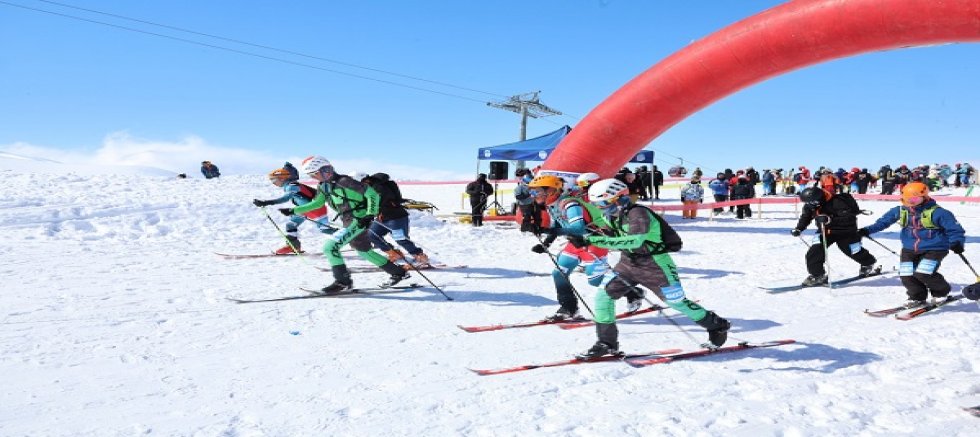 Uluslararası Erciyes Dağ Kayağı Yarışları Sona Erdi