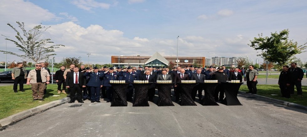 Vali Çiçek, 2. Hava Bakım Fabrika Müdürlüğünün 100. yıl etkinliklerine katıldı