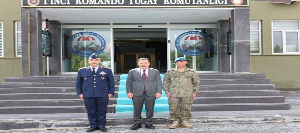 Vali Çiçek’ten Komutanlara Ziyaret