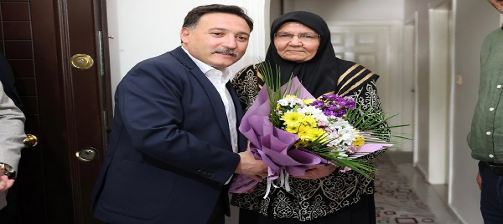 Vali Gökmen Çiçek’ten Anneler Günü’nde Şehit Annelerine Vefa Ziyareti