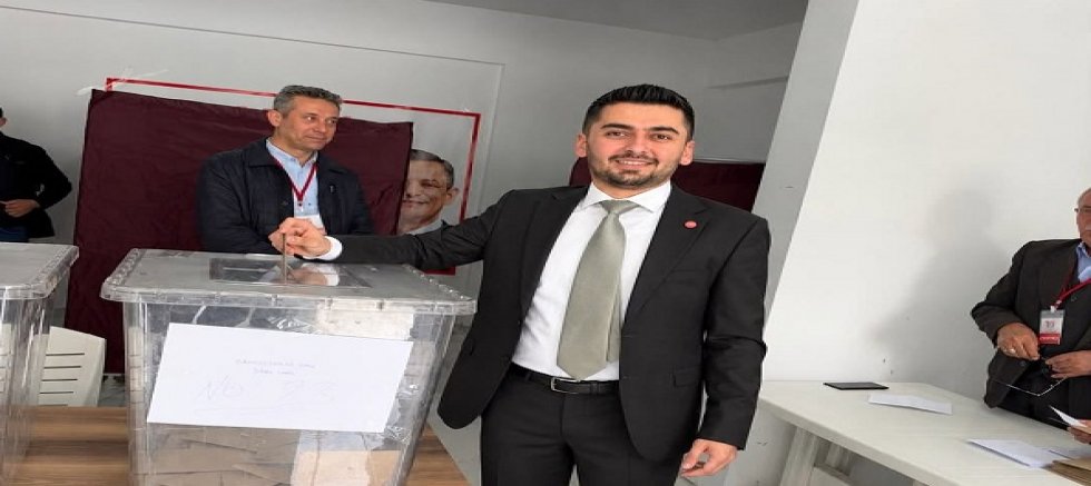Yeni Parti Kayseri İl Başkanlığı Seçiminde Ufuk Ozan Gözbaşı Güven Tazeledi