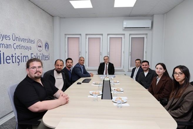 ​Rektör Prof. Dr. Altun’dan RTS Kulüp Üyelerine Ziyaret