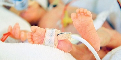 2 aylık bebek üzerine asit dökülmesi sonucu yaralandı, bir kadın tutuklandı